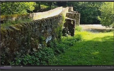 Bonjour à tous, ce matin, Les Amis de Comencau ont joué, une nouvelle fois,  de la débroussailleuse au pont de Comencau. Il faut dire, et comme vous le constaterez, que le besoin s'en faisait bien sentir, malgré le passage récent de Jean Paul avec son tracteur tondeuse professionnel. Et oui..., ça pousse pas mal en ce moment ! Bref..., voilà une journée d'entretien qui était très utile. Vous pourrez en juger par vous-même en visionnant cette vidéo. Nous en profitons, par ailleurs, pour glisser une petite bande-annonce en fin de vidéo annonçant  la reprise au format traditionnel de notre FÊTE annuelle de 